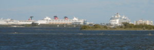 Port canaveral cruise ships 01.png