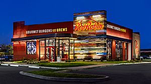 Archivo:Red Robin Restaurant Exterior 2015