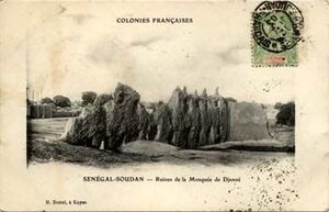 Archivo:Ruins of the Great Mosque postcard