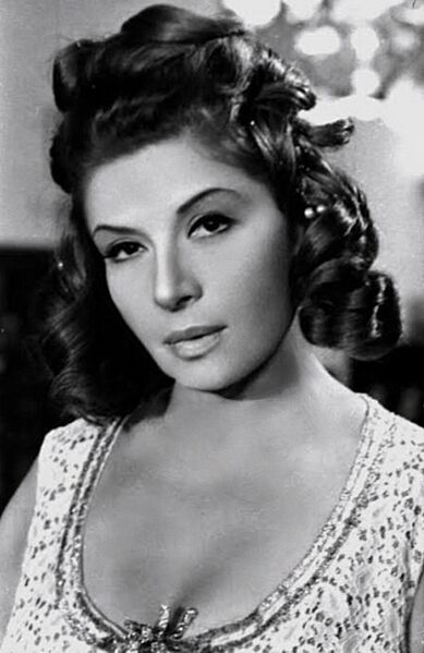 Sanaa Gamil 1968
