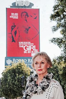 Archivo:Tippi Hedren and The Girl