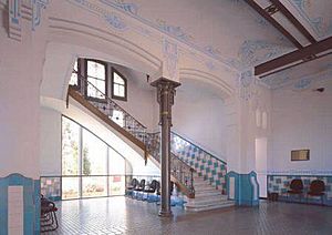 Archivo:Vestibulo ayuntamiento de les Franqueses