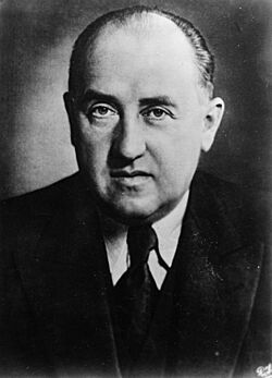 Walther Funk, portrait.jpg