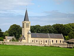 Église Saint-Lô de Banville. Vue sud.jpg