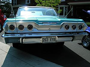 Archivo:1963 Chevrolet Impala rear