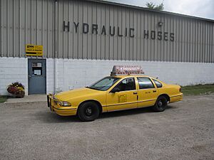 Archivo:1996 Caprice 9C6 New York Taxi