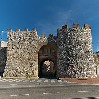 Arco de la Villa (Olmedo).jpg