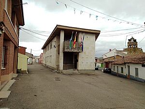 Archivo:Ayuntamiento de Coreses (Zamora)