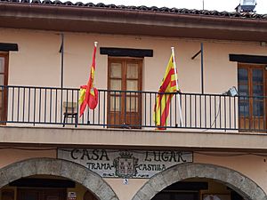 Archivo:Ayuntamiento de Tramacastilla, Teruel 34