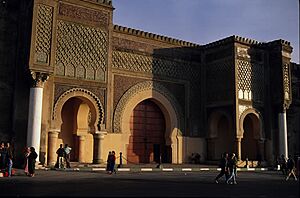 Archivo:Bab Mansour