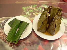 Bubur Lolos Botok Roti.jpg