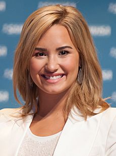 Archivo:Demi Lovato May 2013