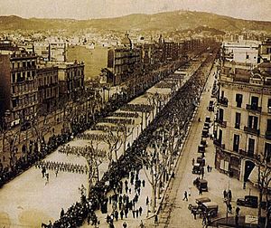 Archivo:Desfile militar paseo gracia 1925