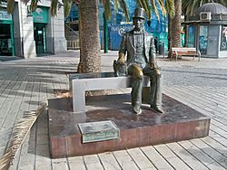 Monument to Hans Christian Andersen 01.jpg