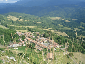 Archivo:Roquefixade village01