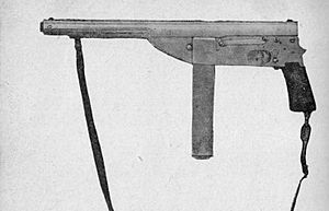 Archivo:Submachine gun Bechowiec