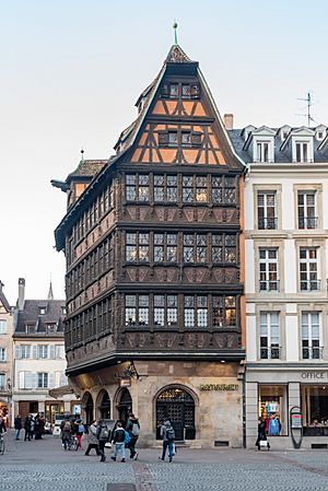 Archivo:16 Place de la Chathédrale Strasbourg 20200124 002