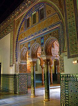 Archivo:Alcázar di Siviglia arco
