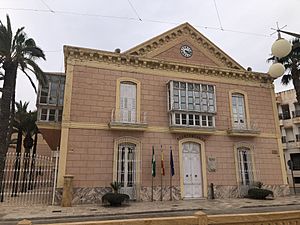 Archivo:Ayuntamiento Carboneras