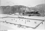 Bundesarchiv Bild 102-12670, St. Moritz, Eishockeyspiel.jpg