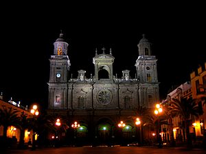 Archivo:Catedral de Las Palmas de Gran Canaria
