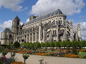 Archivo:Cathedrale Saint-Etienne (Bourges) 16-09-2006