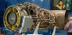 Archivo:D136 engine maks2009