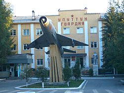 Archivo:E7909-Bishkek-military-plane