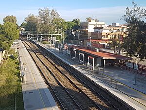 Archivo:Estació de Platja de Castelldefels