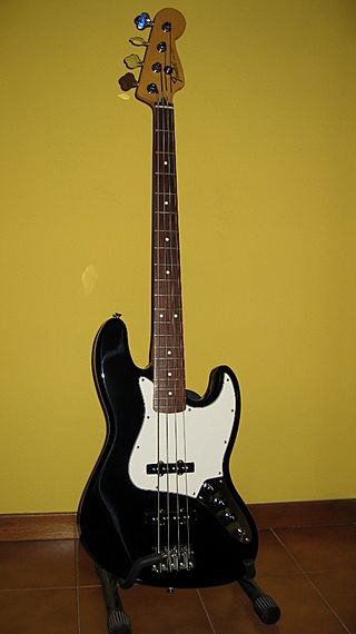 Fender Jazz Bass Standard.jpeg