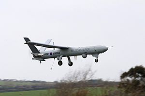 Archivo:First UK flight of Watchkeeper UAV MOD 45151422