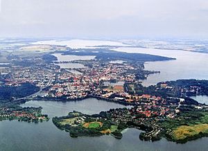 Archivo:Germany schwerin aerial view ArM