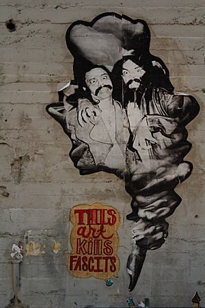 Archivo:Graffiti de Santa Ana