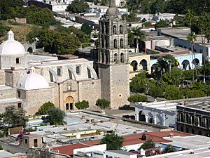 Archivo:Iglesia de Alamos, Sonora
