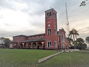 Archivo:Iglesia de San José (Ybycui)