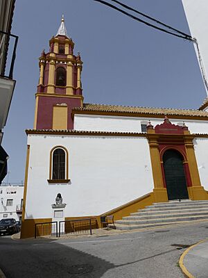 Archivo:Iglesia de Santa María la Blanca (Los Palacios) 01