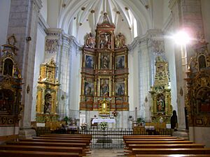Archivo:IiglesiaSClaraCuellar