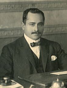 LUIS RIART (cropped).jpg