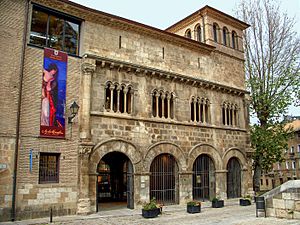 Archivo:Lizarra - Palau dels reis de Navarrra