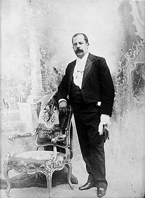 Archivo:Manuel Estrada Cabrera