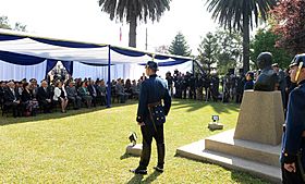 Archivo:Presidenta Bachelet asistió al responso en memoria del ex Comandante en Jefe del Ejército, General Carlos Prats y su esposa, Sofía Cuthbert