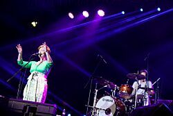 SIXPENCE NONE THE RICHER prassprasetio-04 (9341822631).jpg