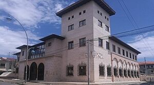 Archivo:Sede de la Academia Ecuatoguineana de la Lengua Española