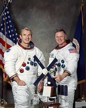 Archivo:Skylab rescue crew
