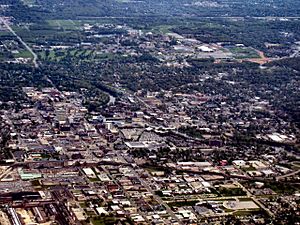 Archivo:South-bend-indiana
