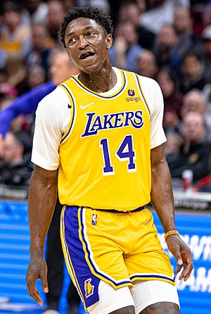 Archivo:Stanley Johnson (cropped)