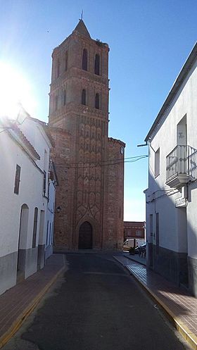 Torre de la Iglesia parroquial de Nuestra Señora de la Concepción Granja de Torrehermosa.jpg