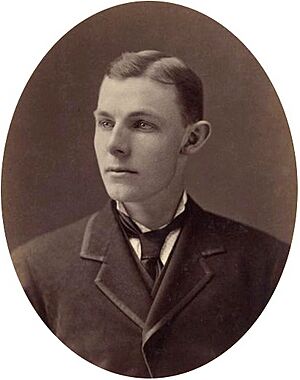 Archivo:William Stewart Halsted Yale College class of 1874