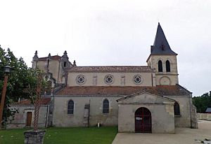 Archivo:Église mios