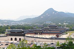 Archivo:경복궁 전경
